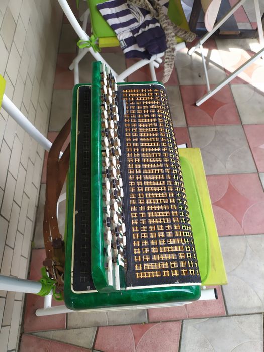 Продам баян Кіровский 3.