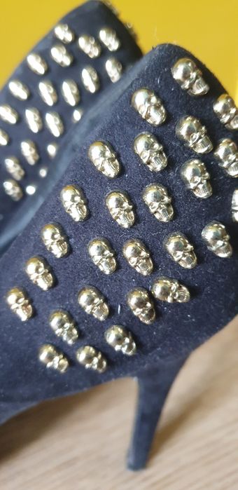 Szpilki Sisley rozm 40