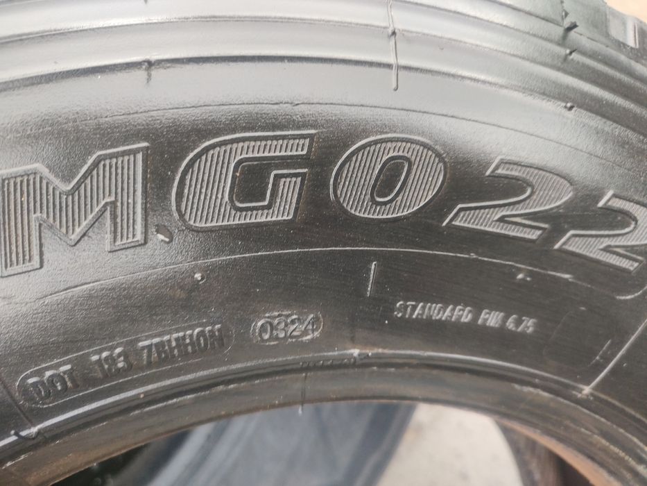 235/75R17,5 7мм шини вантажні бу.