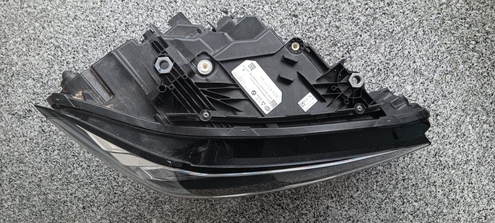 Farol BMW 3 Full LED direito