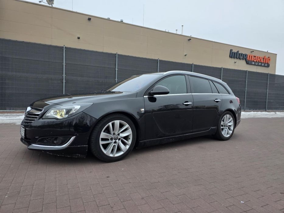 Opel Insignia OPC Kombi 2.0 CDTI Max wyposażenie