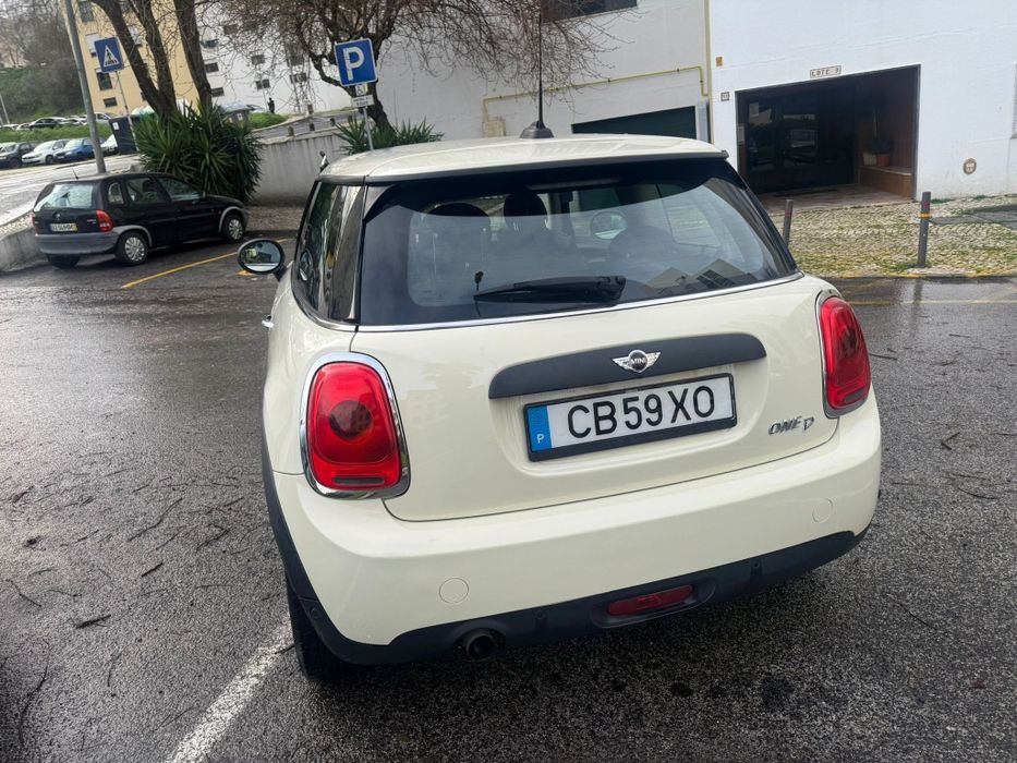 vendo ou troco Mini Cooper One D 2016 – Estado Excelente
