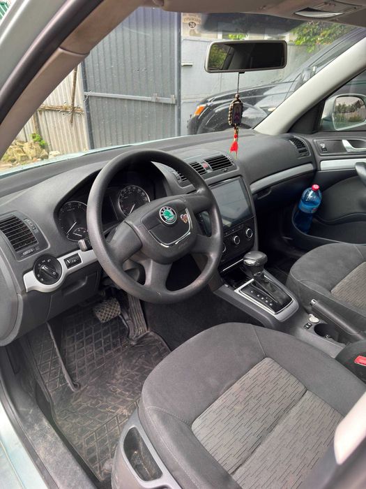 Skoda Octavia 2012 VIN TMBCK41Z8CB158025 фото оголошення 11 з 19