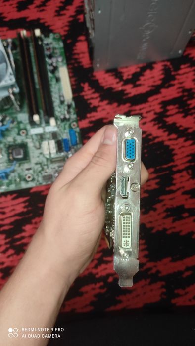 Продам  комп'ютерний комплект (i3 3220)(gt 520 1g) (8g ddr3)