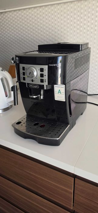 Máquina Delonghi Magnifica S