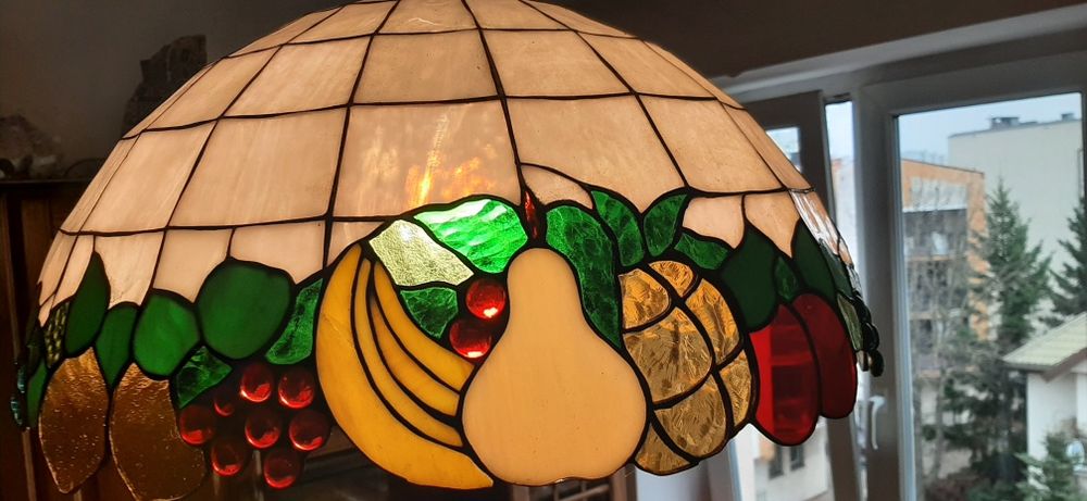 Żyrandol witrażowy