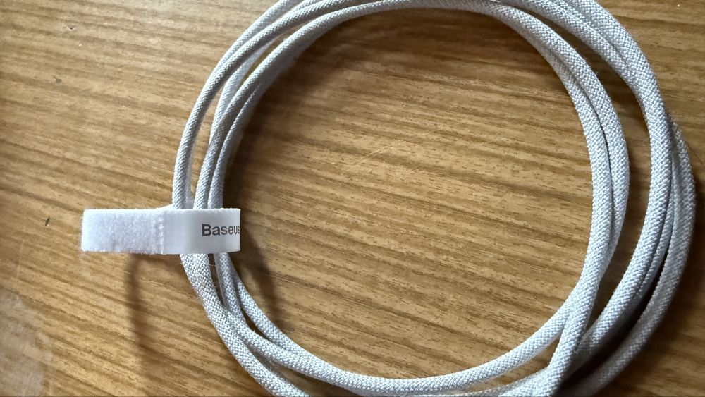 Кабель тайп сі - лайтинг 2 метри Басеус