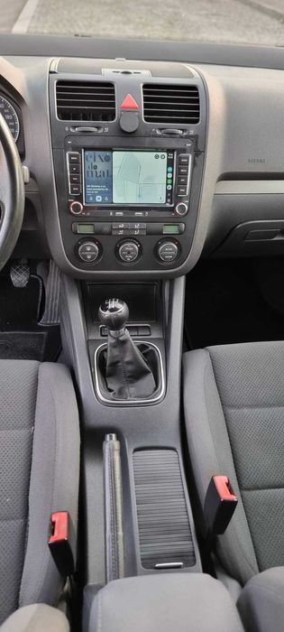 Volkswagen Golf V 1.9 TDI 2004 – Motor Renovado + Rádio Android