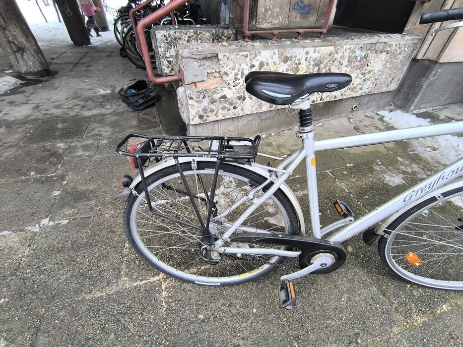 Rower miejski Greyhound aluminiowy koła 28
