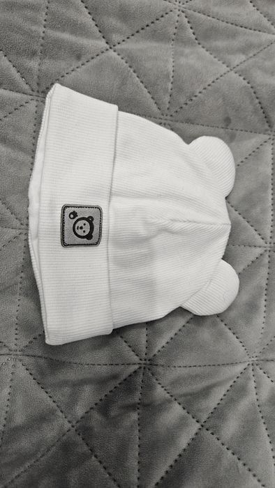 Nowa czapka Iltom rozmiar 38 0-6 msc