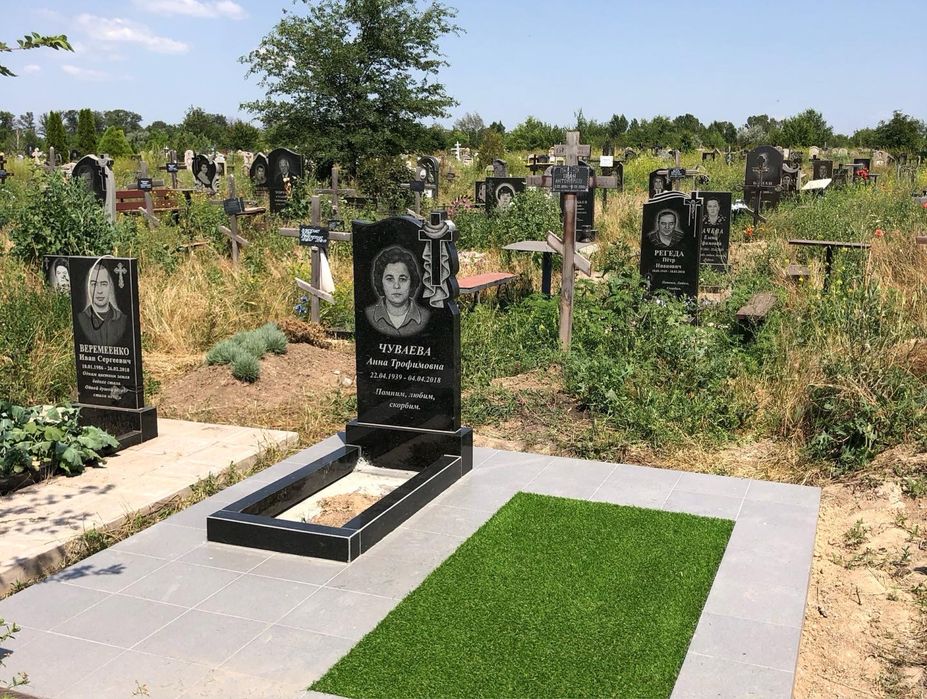 Памятники по доступной цене в наличии и под заказ, благоустройство