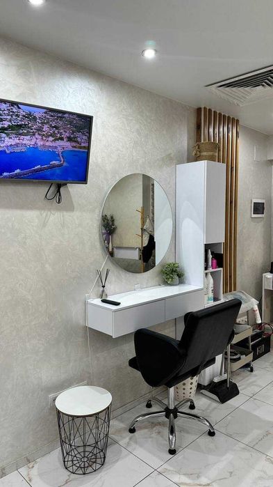 Срочно! Укомплектованный салон на Бочарова за 28 000