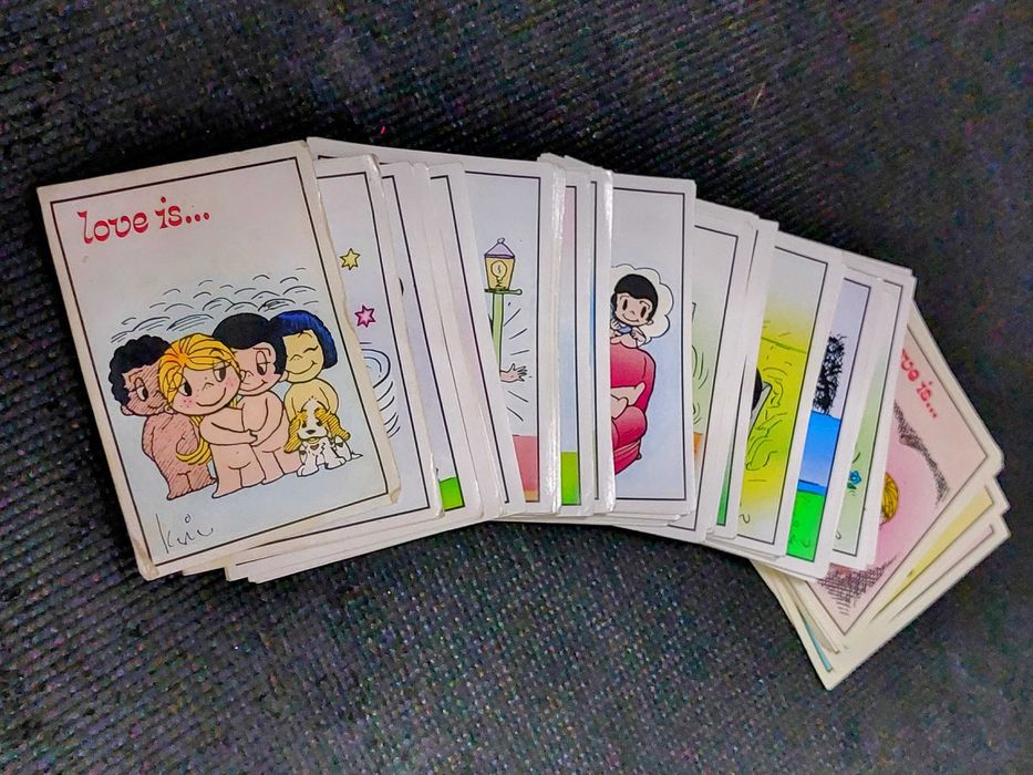 Cromos autocolantes da coleção "O Amor é"