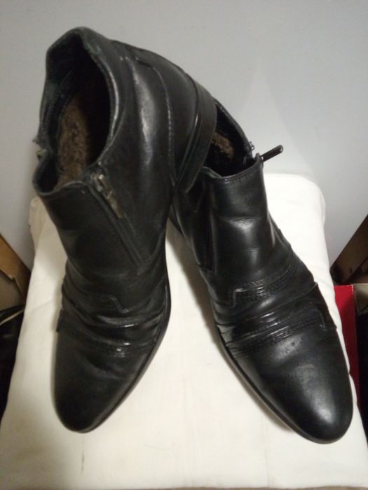 Шкіряні зимові чоловічі ботинки р. 43