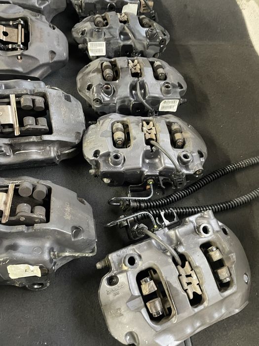 Суппорта передние задние Brembo Audi Q7 Touareg