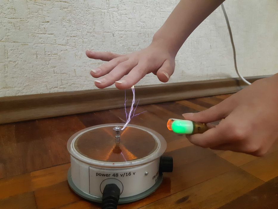 катушка Tesla Lab mini