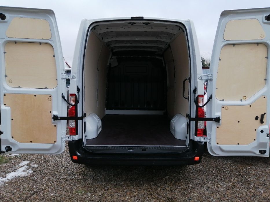 Renault Master L2H2 Profesjonalna zabudowa do auta dostawczego