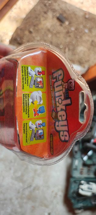 Nowy Zestaw startowy do gry U.B. Funkeys