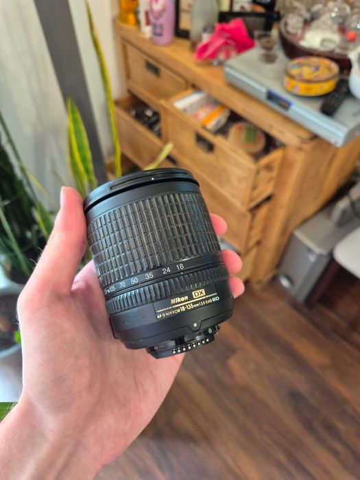 Nikon Nikkor 18-135 mm | stan bardzo dobry | w pełni sprawny | dekielek