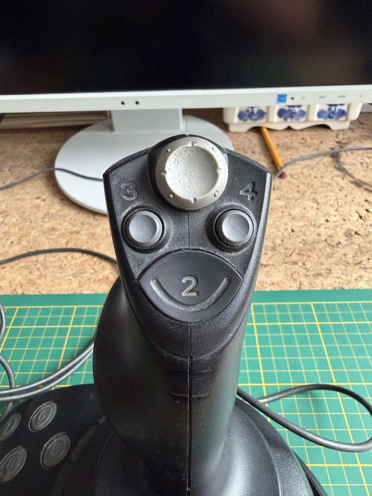 Joystick Microsoft Sidewinder Precision 2