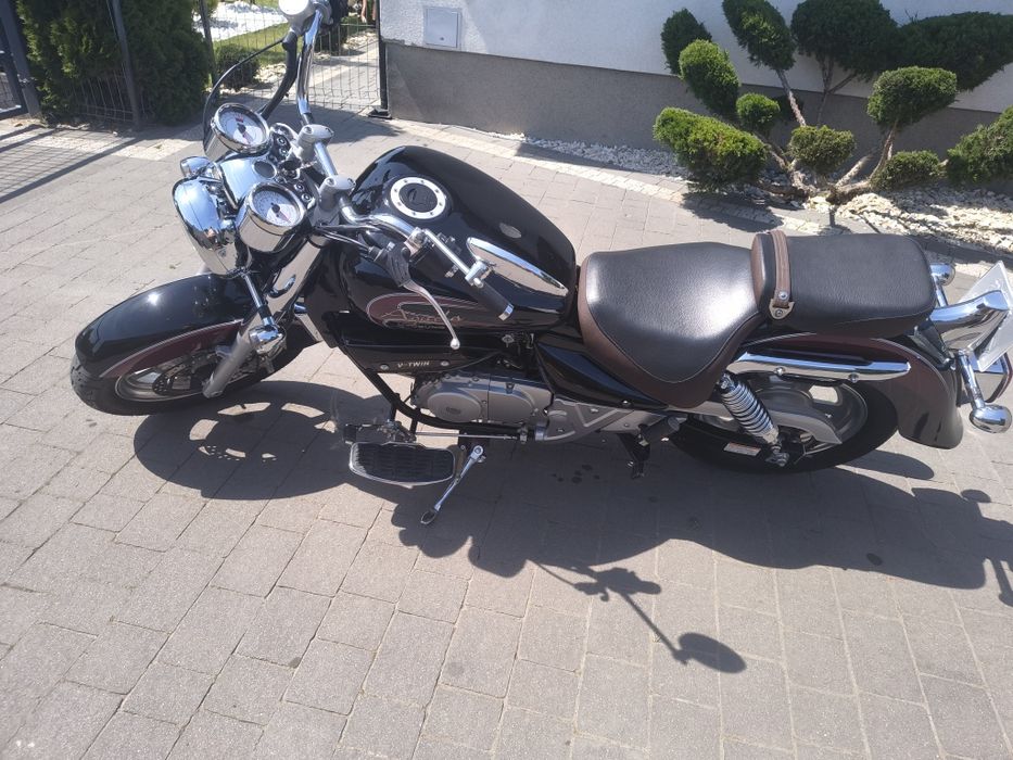 Hyosung Aquila 125 na kat B