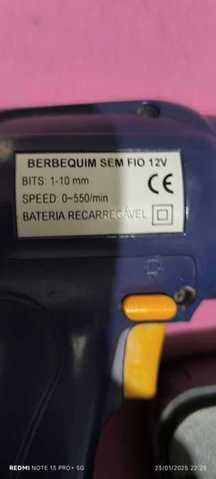 Máquina de Parafusar a Bateria Como Nova
