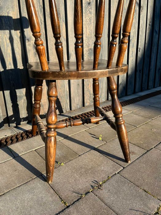 Vintage krzesło "Made in Yugoslavia" – klasyczny styl