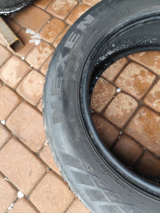 opony zimowe 205/60R16 Nexen Winguard 2szt