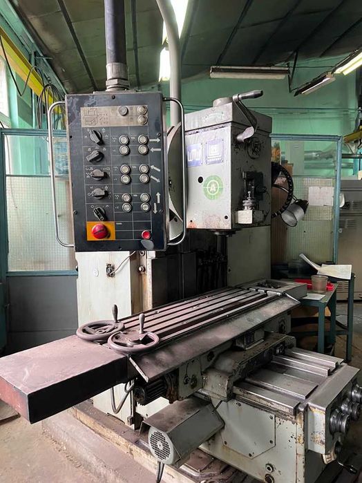 FSS 315 - Вертикально - фрезерный станок  Heckert, верстат