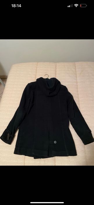 Casaco preto muito bonito e quente