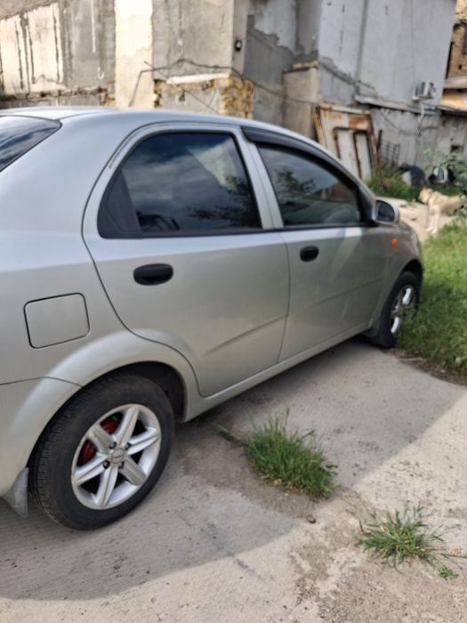 Шевроле авео 2004 р