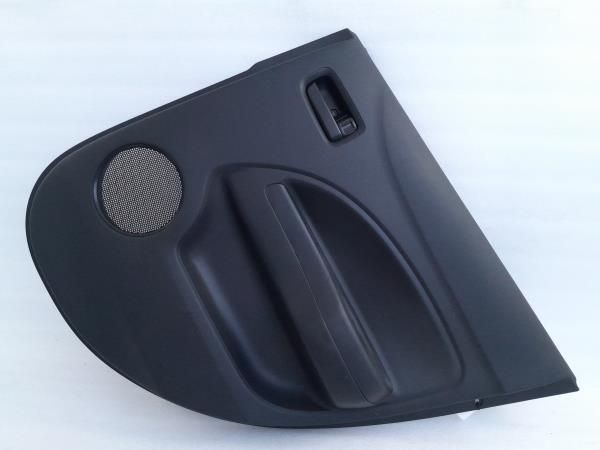 Forra porta / quartela trás direita MITSUBISHI Space Star Hatchback (A