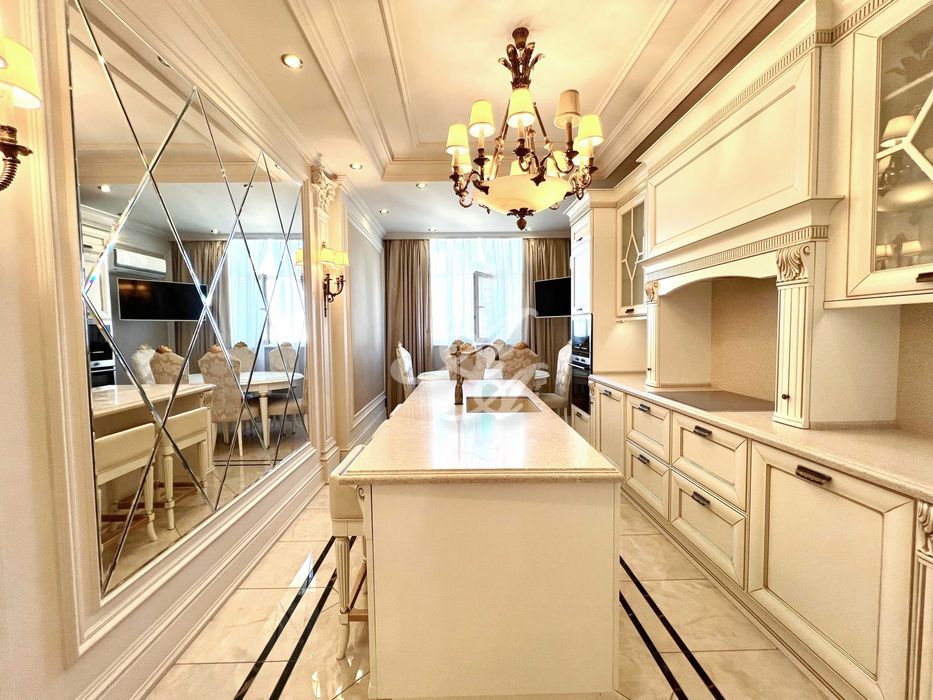 Продаж 3к квартири, ЖК Новопечерські Липки, Верхогляда, Драгомирова