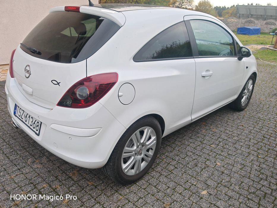 Opel Corsa D 1.4 2011