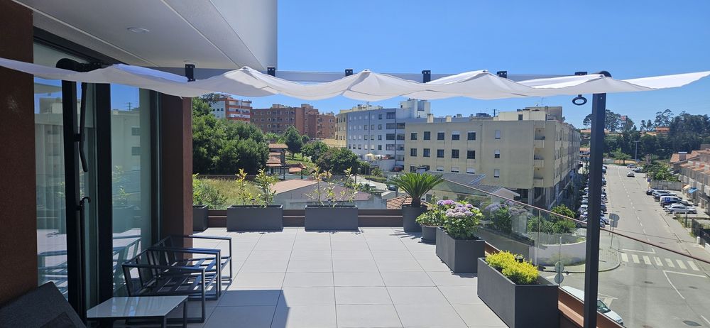 Pérgola / Sombra El Corte Inglés