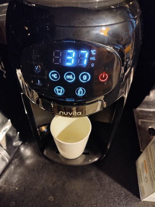 Nuvita Lattespresso ekspres do przygotowywania mleka modyfikowanego
