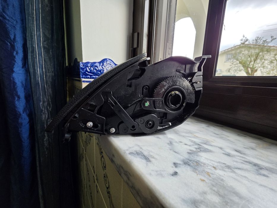 Display Rádio Original W204 - trás de volta a música da tua vida!