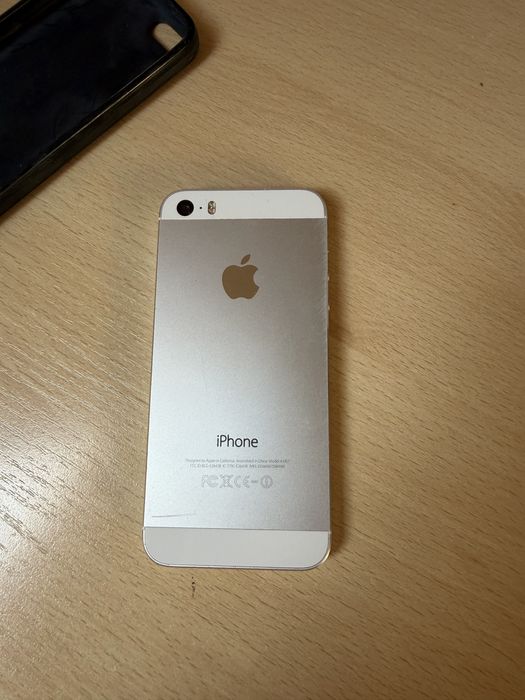 iPhone 5S 16GB, uszkodzony nie wlącza się