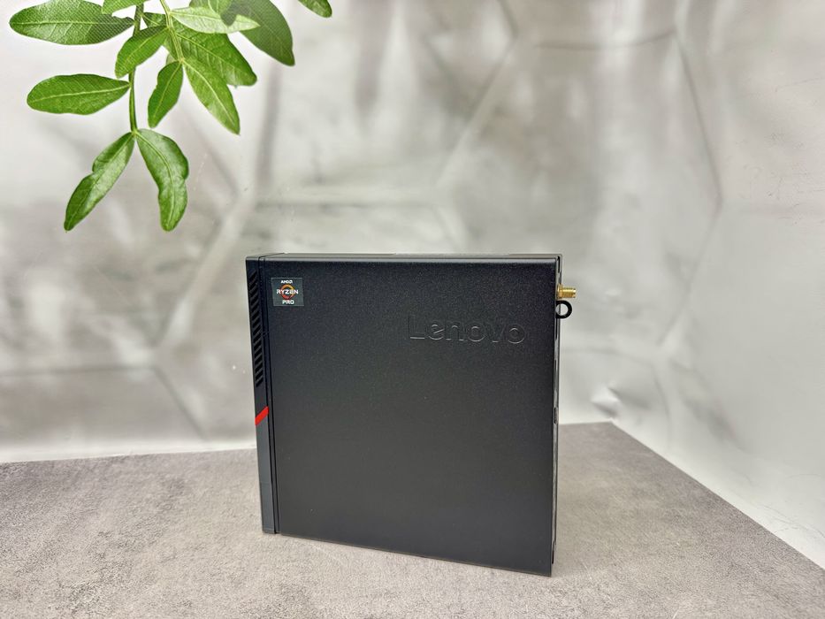 Системний блок Lenovo ThinkCentre M715q/Ryzen 5 Pro 2400/8/256/mini PC