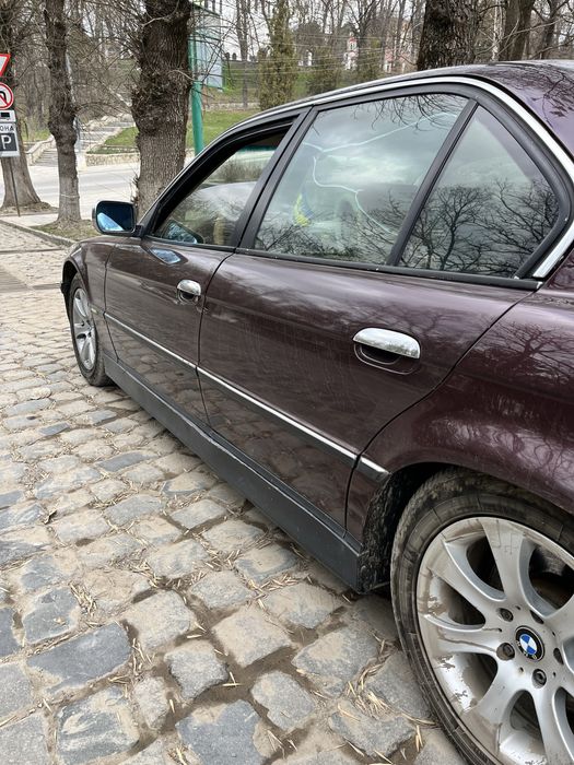 Продам Бмв е38 730і