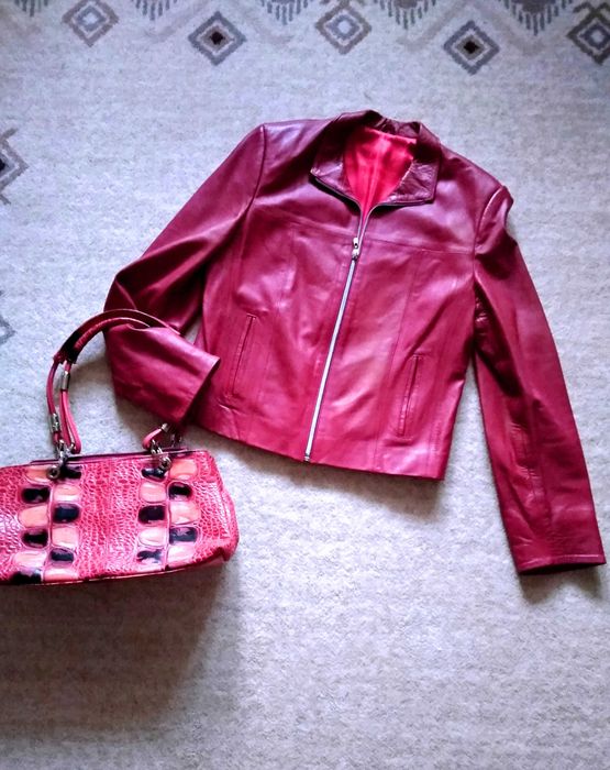 36-38р. Кожаная красная куртка с алым подкладом, Турция