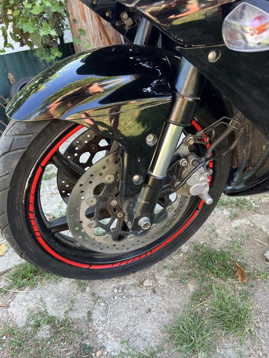 Продам мотоцикл Hyusongt250r