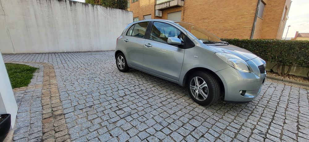 Toyota yaris 1.0 2008