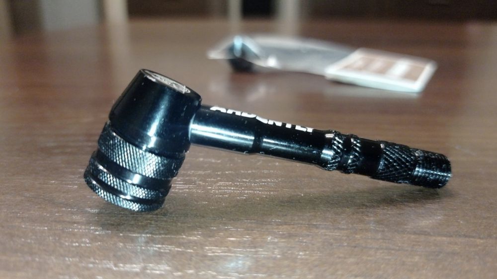 Adapter Fajka Presta do pompowania dysku