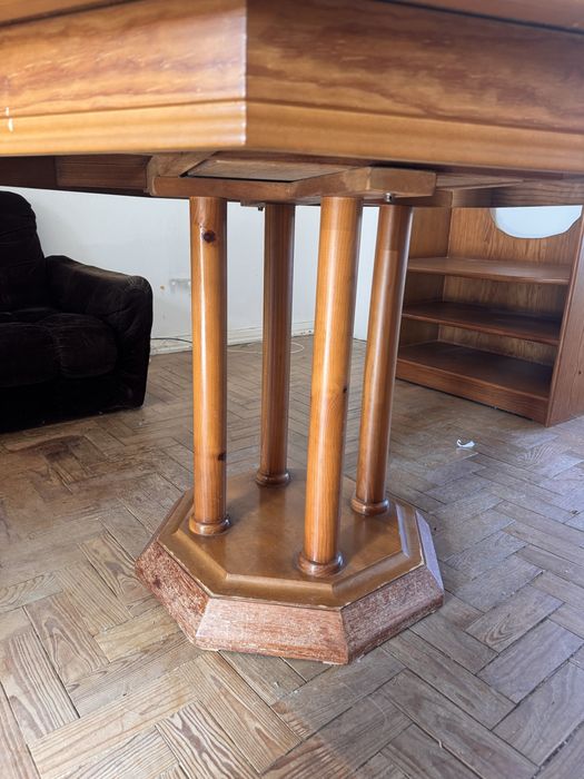 Mesa de madeira extensivel