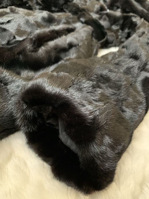 Продам шубу норкову