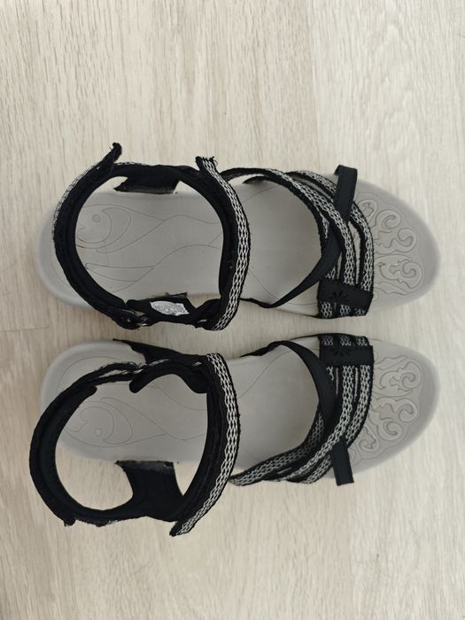 Sandały trekkingowe sportowe czarne  38