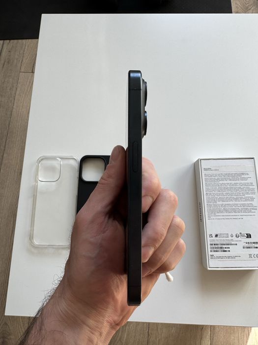 Iphone 15 pro 128 GB 85% baterii