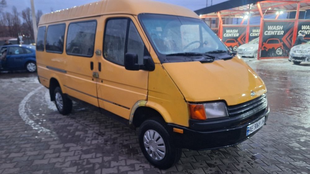 Форд Транзіт другий