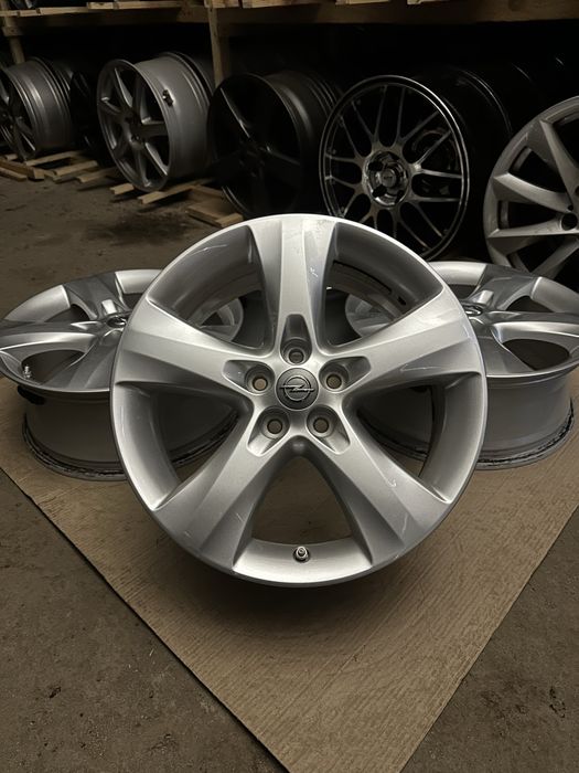 Диски R17 5x105/7J/ET42 Opel/Chevrolet/Bucik/Germany/